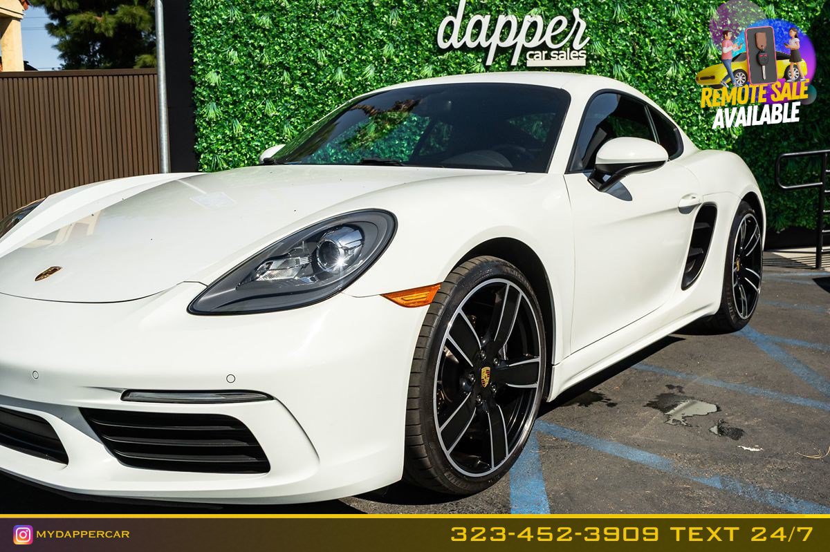 Used 2018 Porsche 718 Cayman RWD image 2