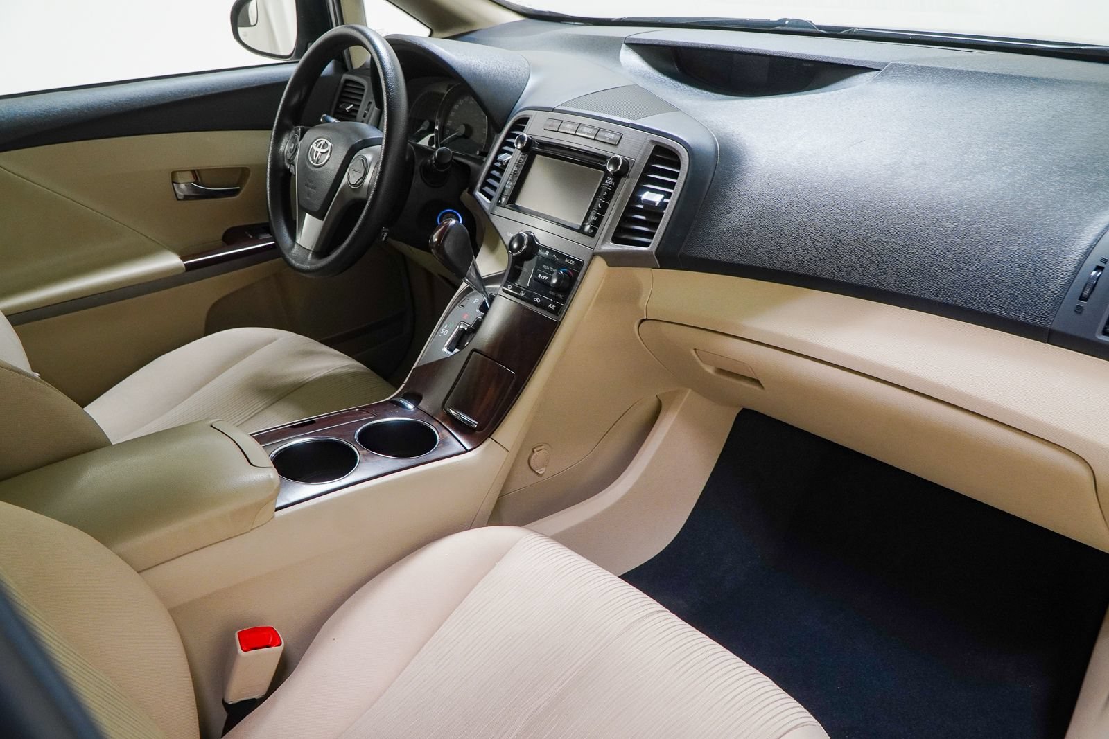 Used 2013 Toyota Venza LE FWD image 32