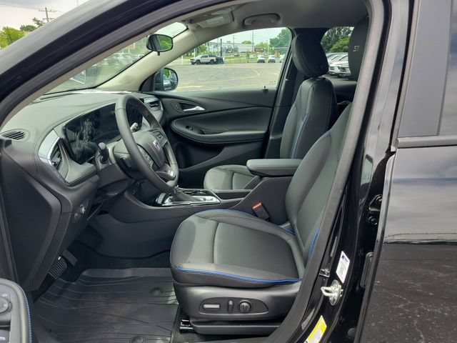 New 2026 Buick Encore GX Sport Touring w/ Comfort Package AWD/4WD image 16
