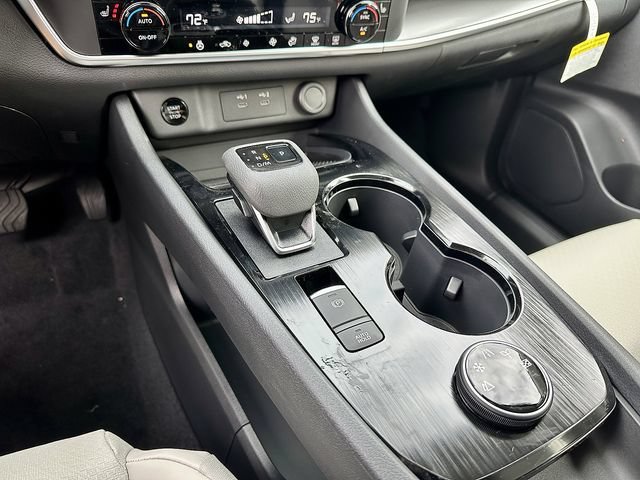 New 2026 Nissan Rogue Dark Armor AWD/4WD image 21