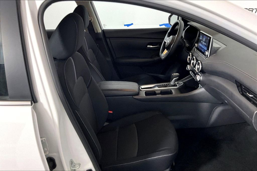 Used 2025 Nissan Sentra SV FWD image 6