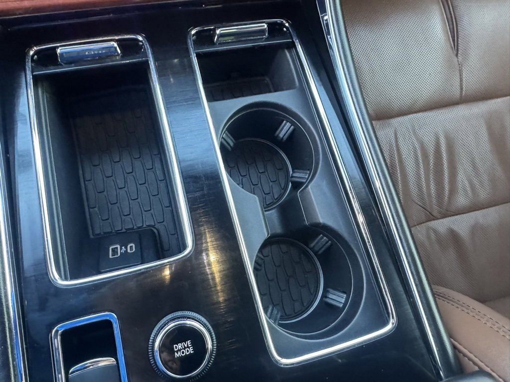 Used 2023 Lincoln Aviator Reserve w/ Equipment Group 201A image 22