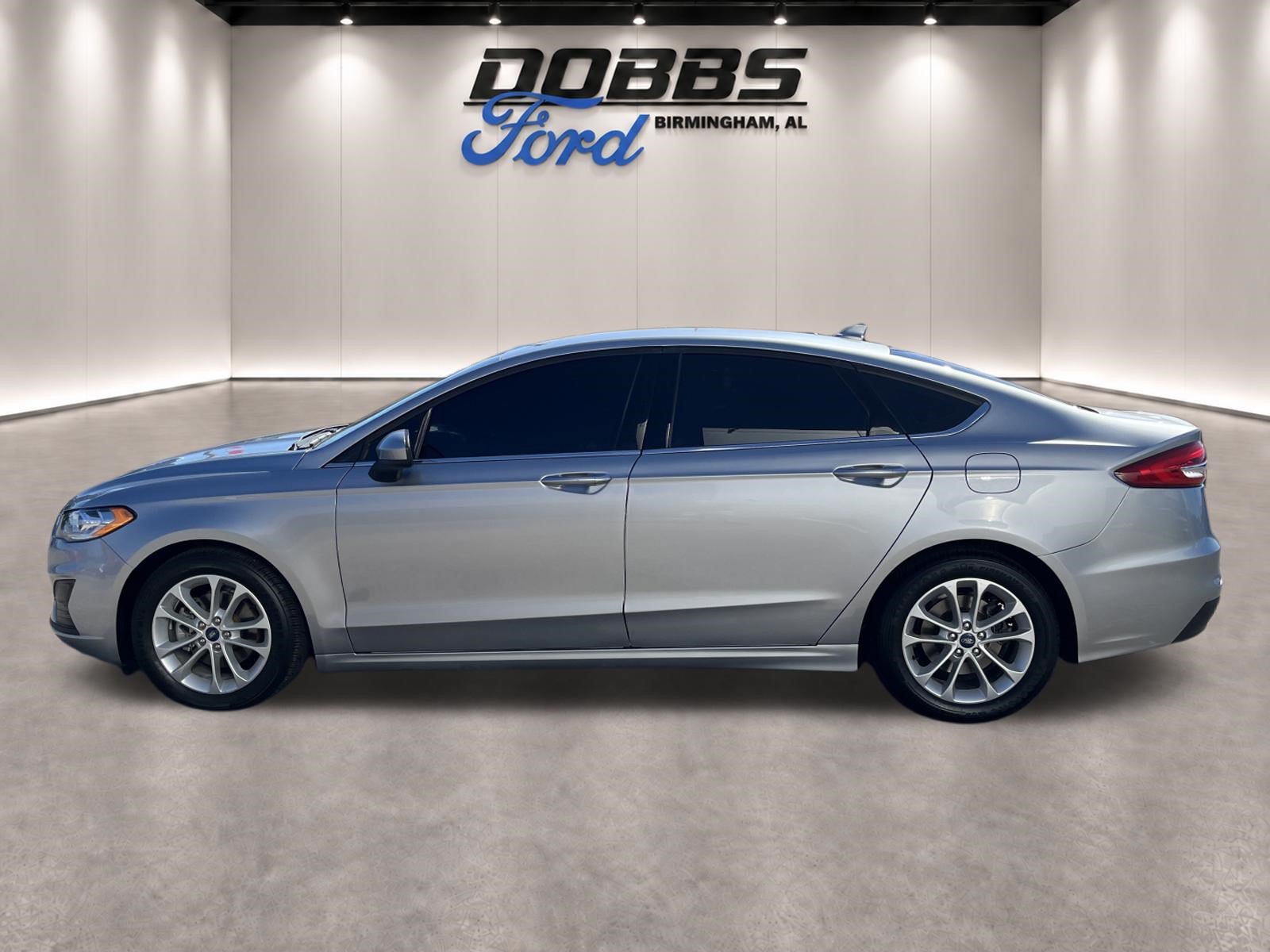 Certified 2020 Ford Fusion SE FWD image 4