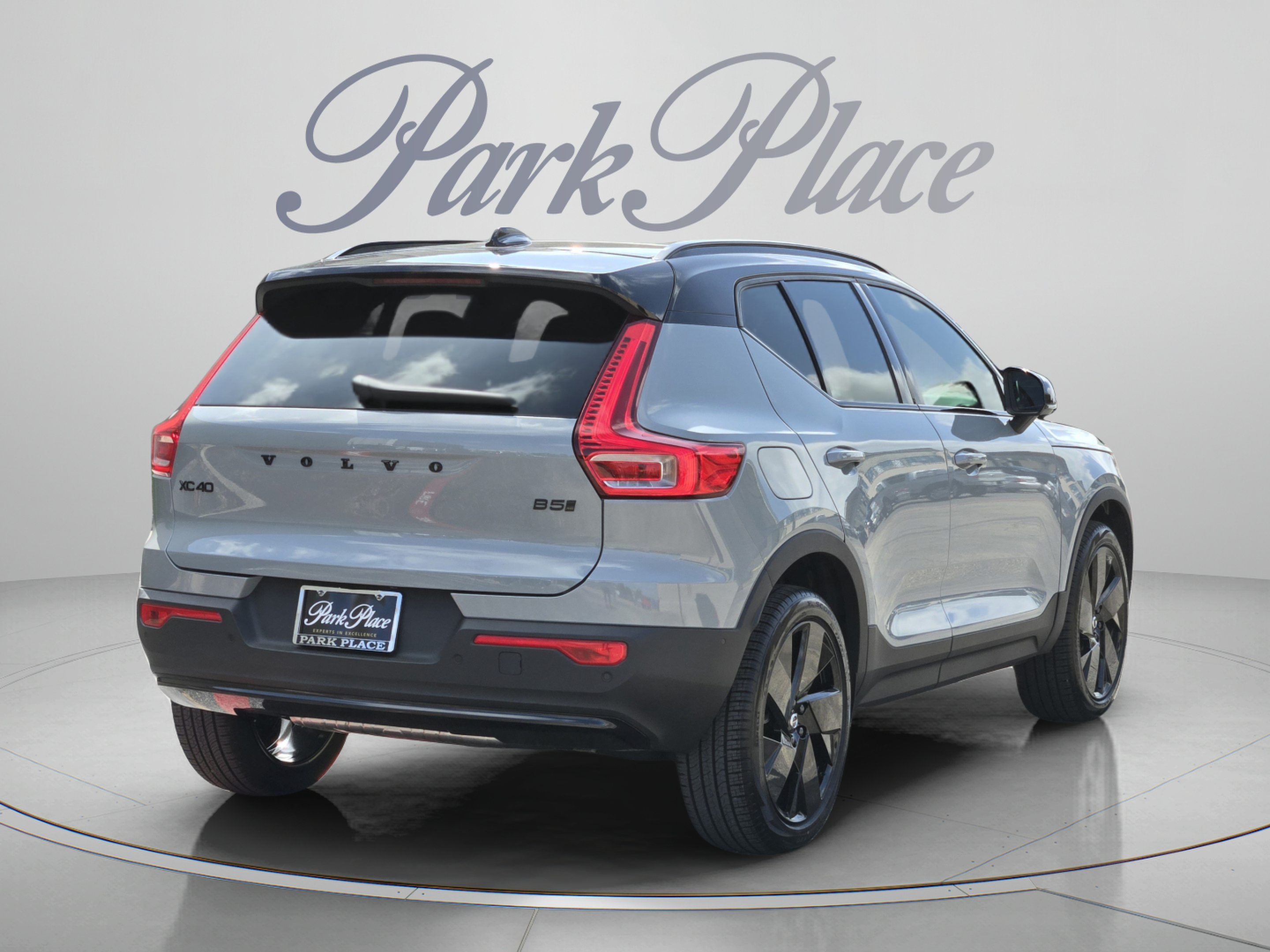 New 2026 Volvo XC40 B5 Ultra w/ Protection Package Premier AWD/4WD image 6