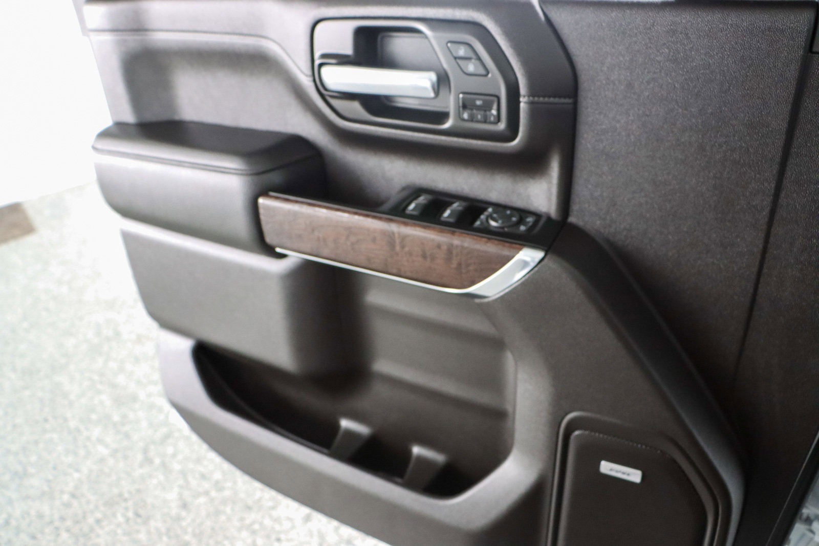 Used 2023 GMC Sierra 2500 Denali w/ Denali Ultimate Package image 26