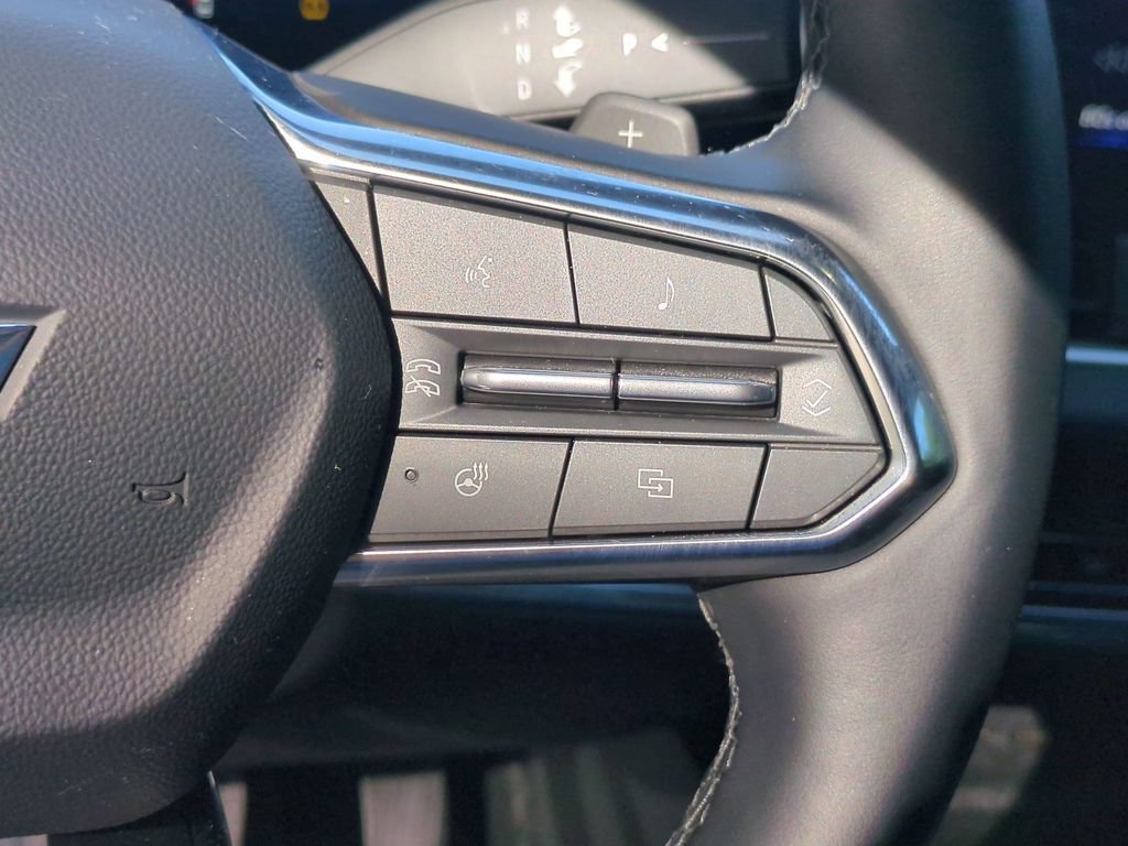 New 2026 Chevrolet Equinox LT FWD image 17