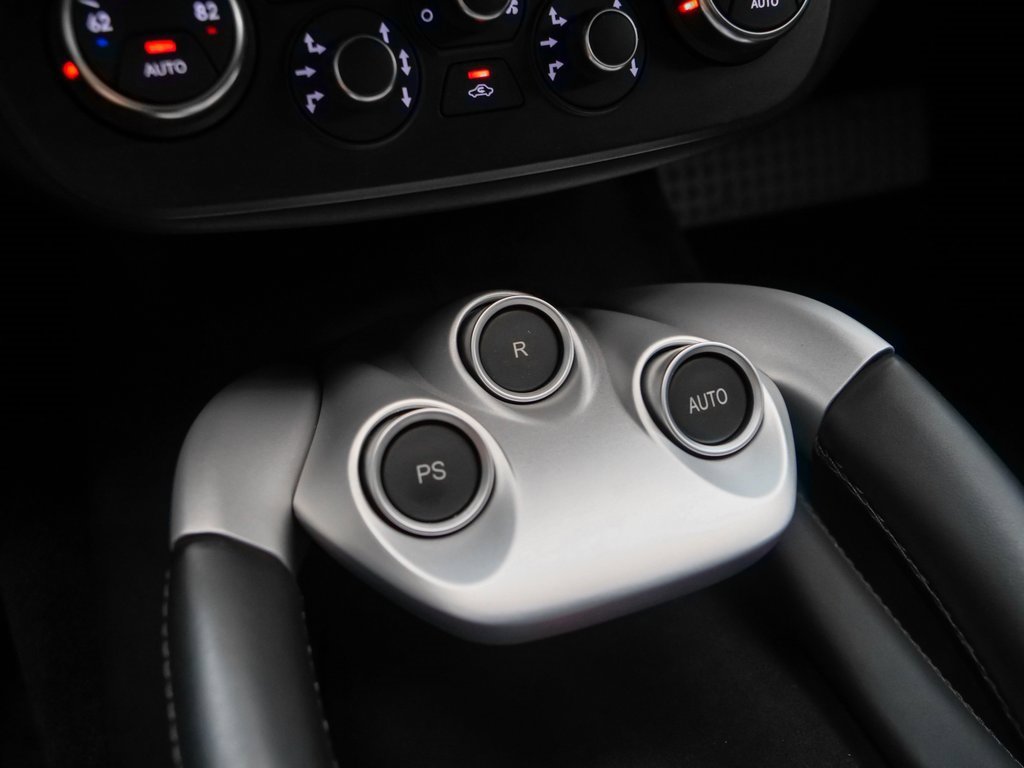 Certified 2015 Ferrari FF image 54