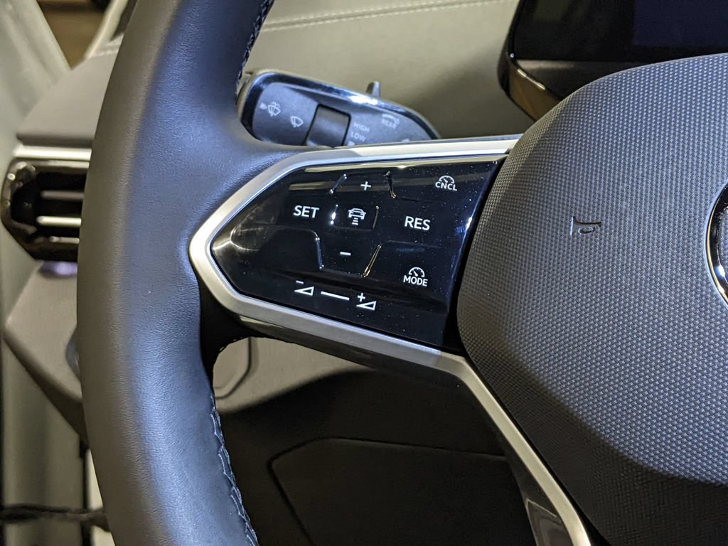 New 2026 Volkswagen ID.4 Pro RWD image 14