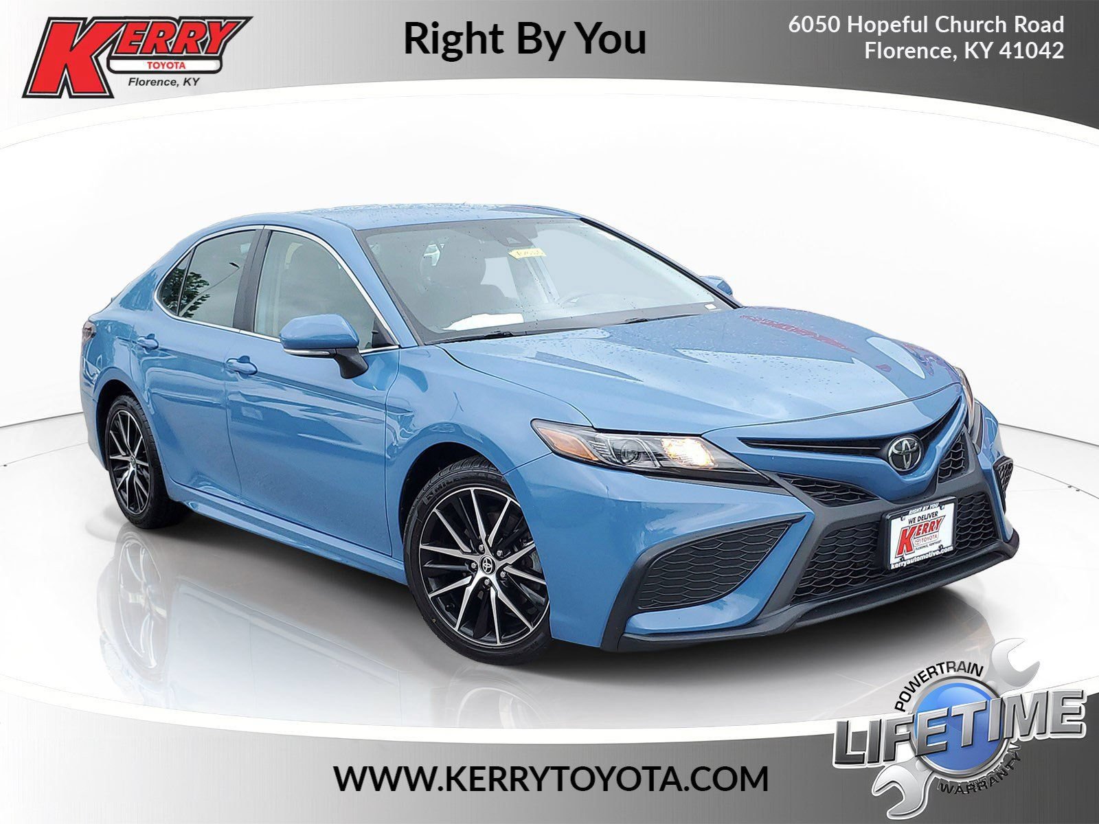Certified 2024 Toyota Camry SE FWD image 1