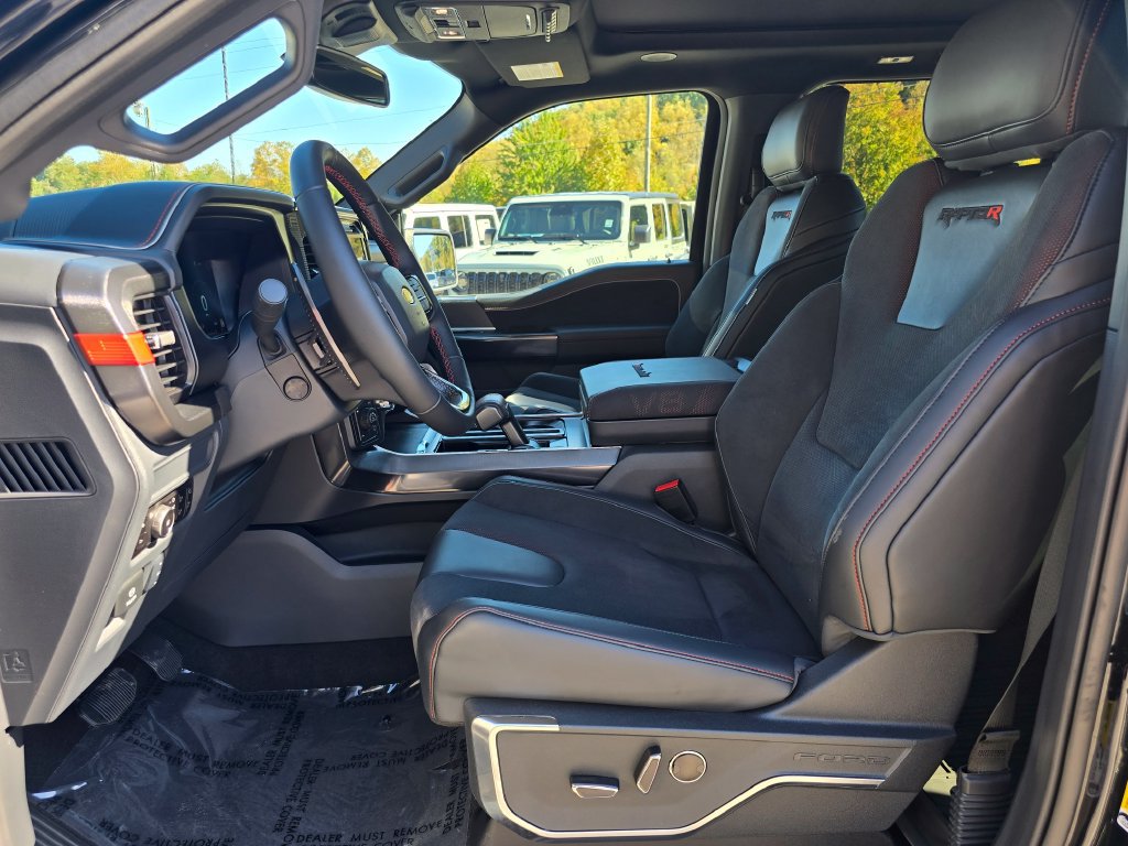 Used 2026 Ford F150 Raptor w/ Equipment Group 803A Raptor R AWD/4WD image 4