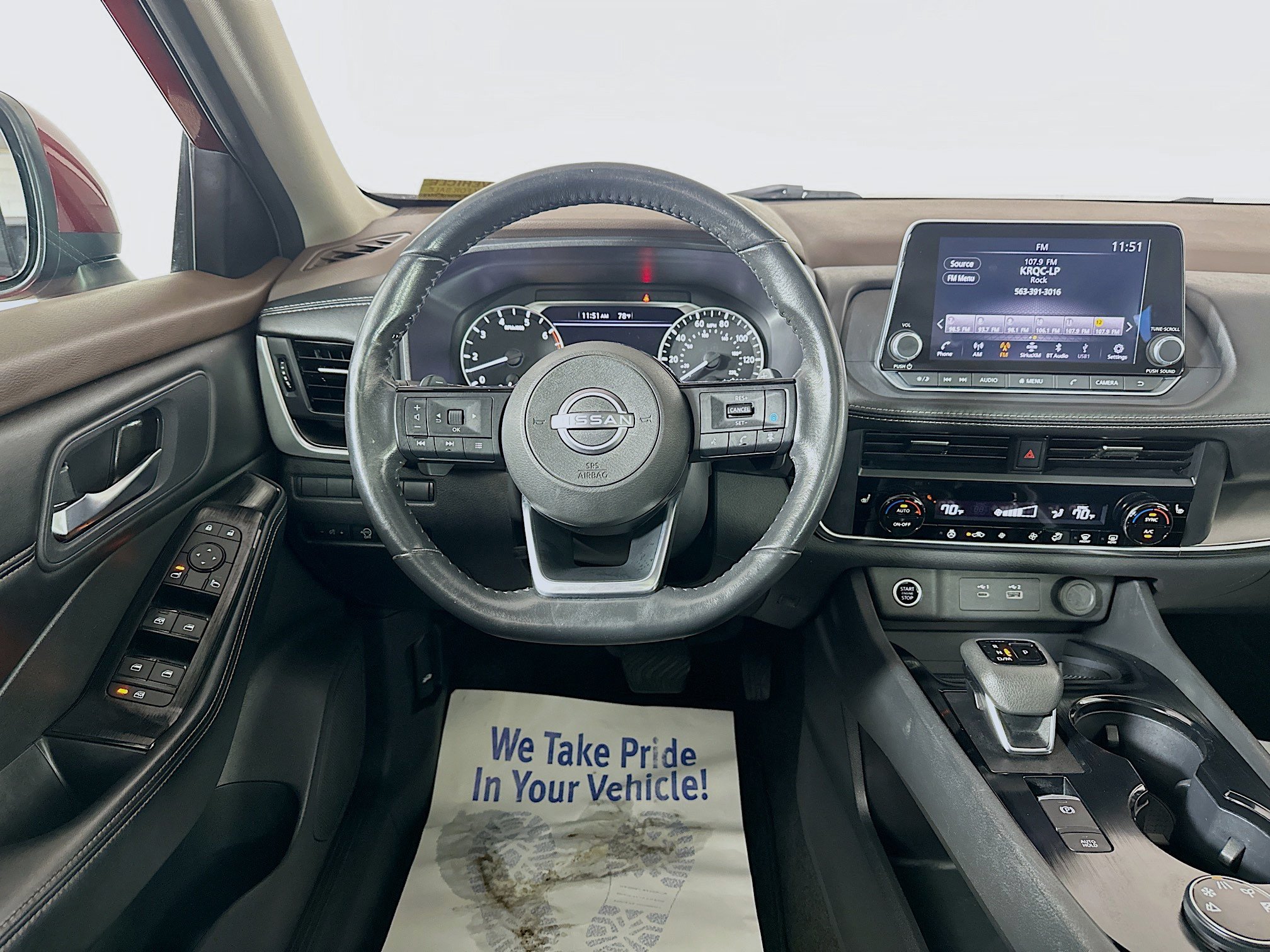 Used 2023 Nissan Rogue SV w/ SV Premium B Package AWD/4WD image 22
