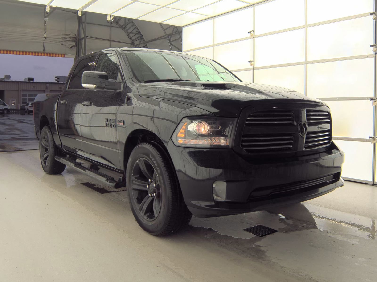 Used 2016 RAM 1500 Sport w/ Black Ram 1500 Sport Group image 6