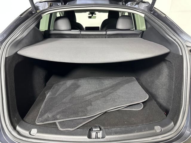 Used 2023 Tesla Model Y Long Range image 25