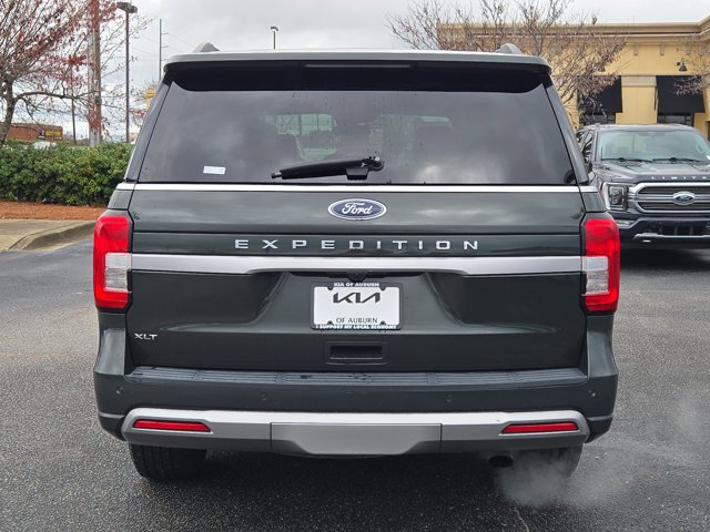 Used 2023 Ford Expedition XLT image 8