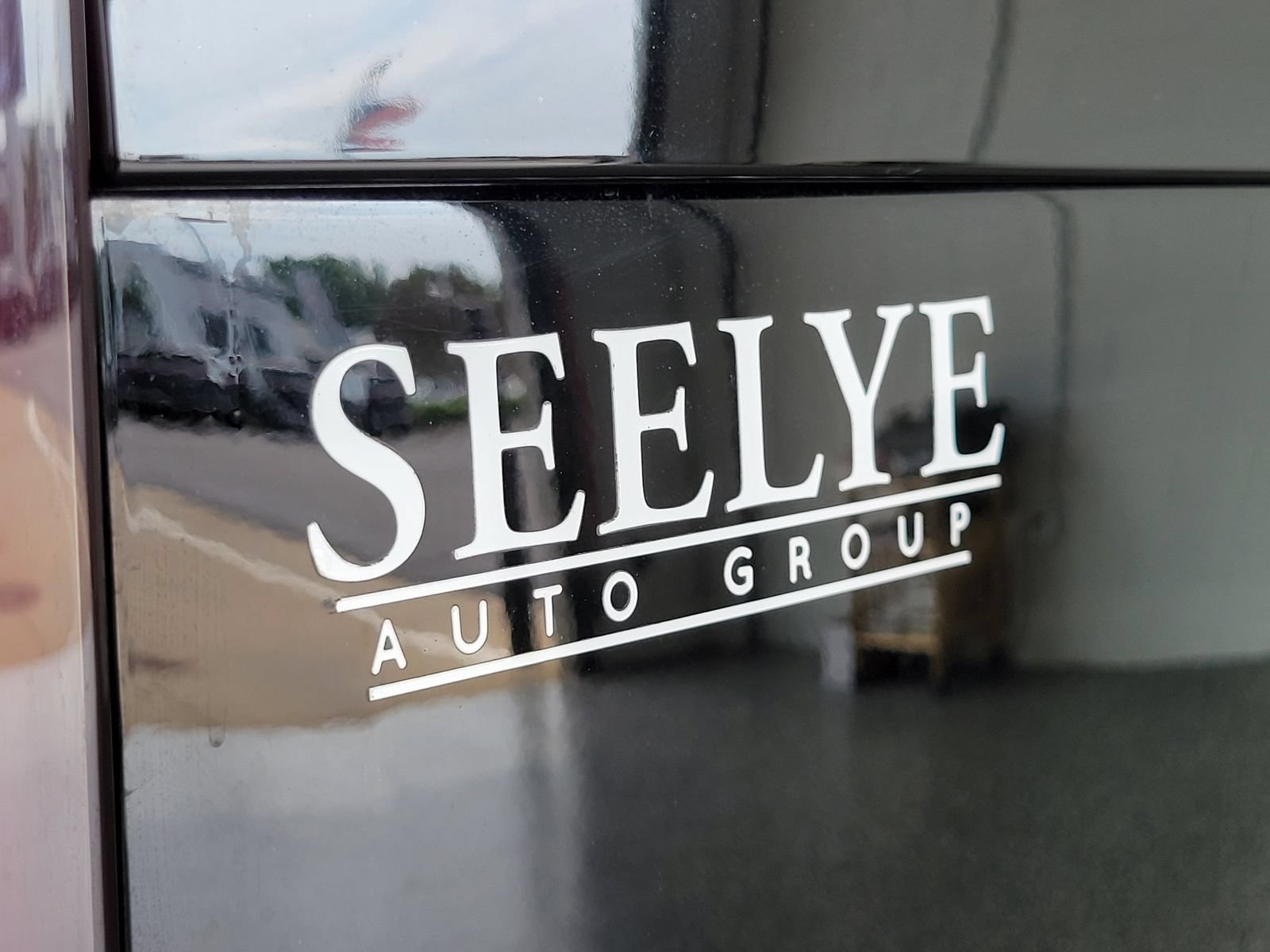 Used 2023 Cadillac Escalade V AWD/4WD image 41