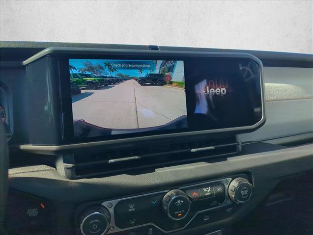 New 2026 Jeep Gladiator Sport AWD/4WD image 11