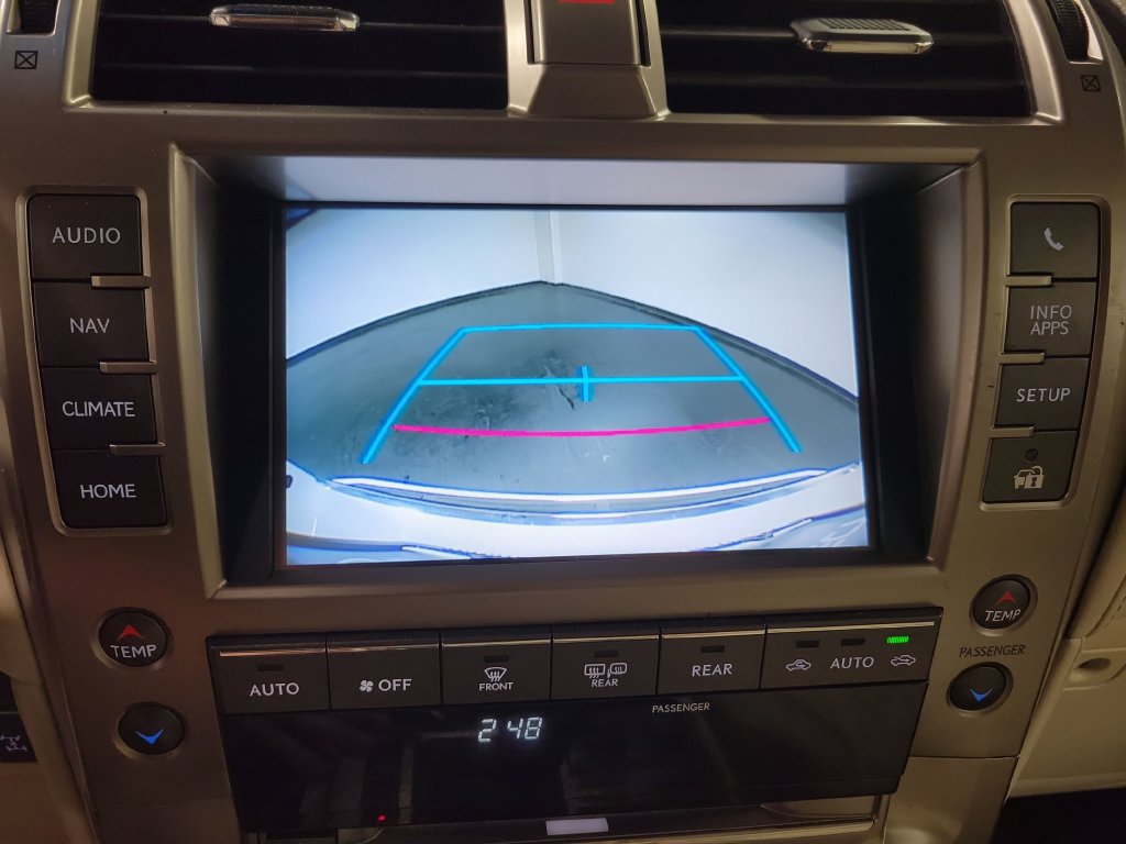 Used 2015 Lexus GX 460 w/ Premium Package AWD/4WD image 22