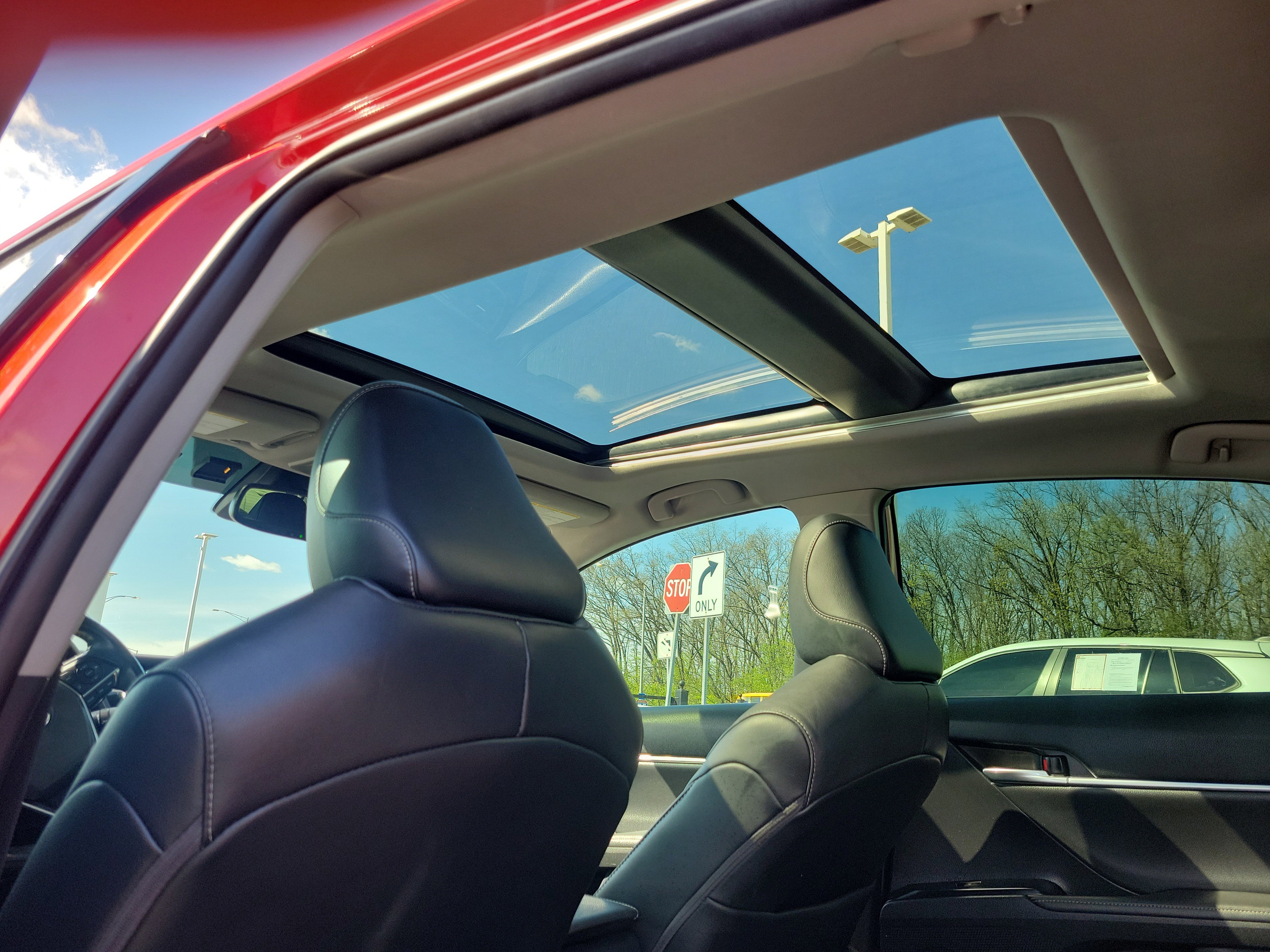 Certified 2020 Toyota Camry XSE image 11