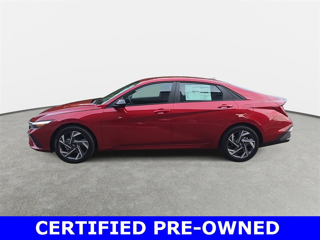 Used 2025 Hyundai Elantra Sport image 8