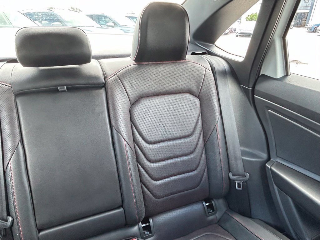 Certified 2022 Volkswagen Jetta GLI Autobahn w/ GLI Black Package FWD image 14