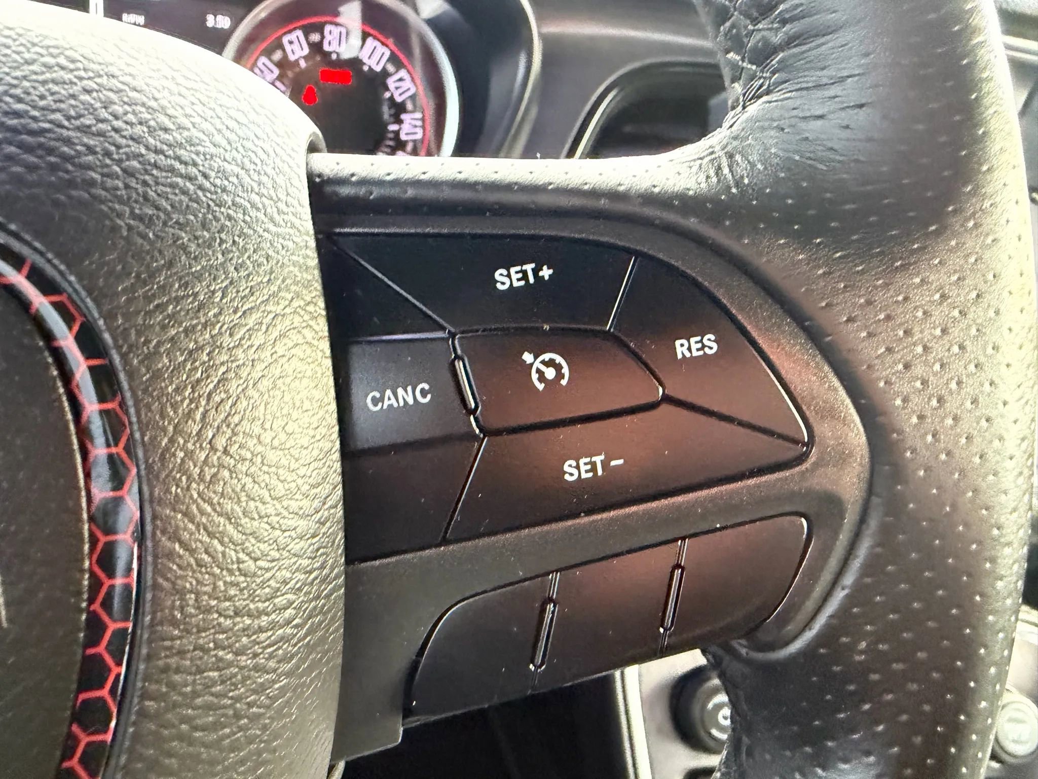 Used 2018 Dodge Challenger R/T RWD image 14