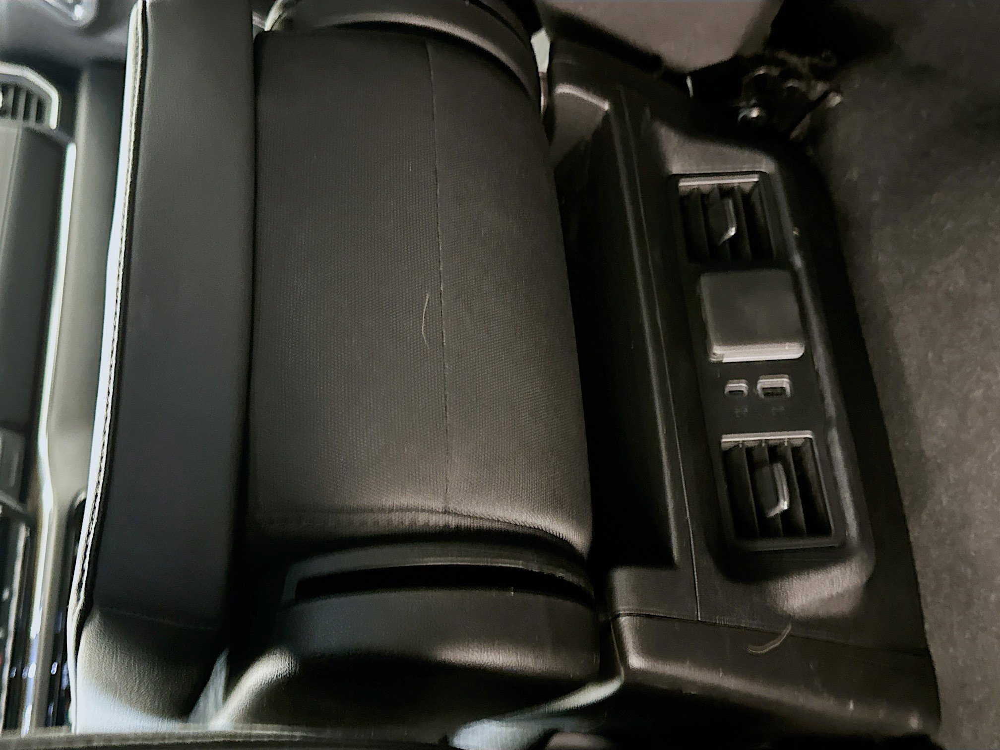 Used 2024 GMC Sierra 1500 Elevation image 27