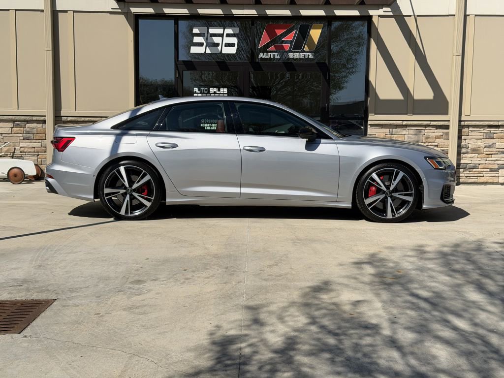 Used 2022 Audi S6 Premium Plus image 2