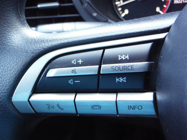 Used 2022 MAZDA MAZDA3 s FWD image 28