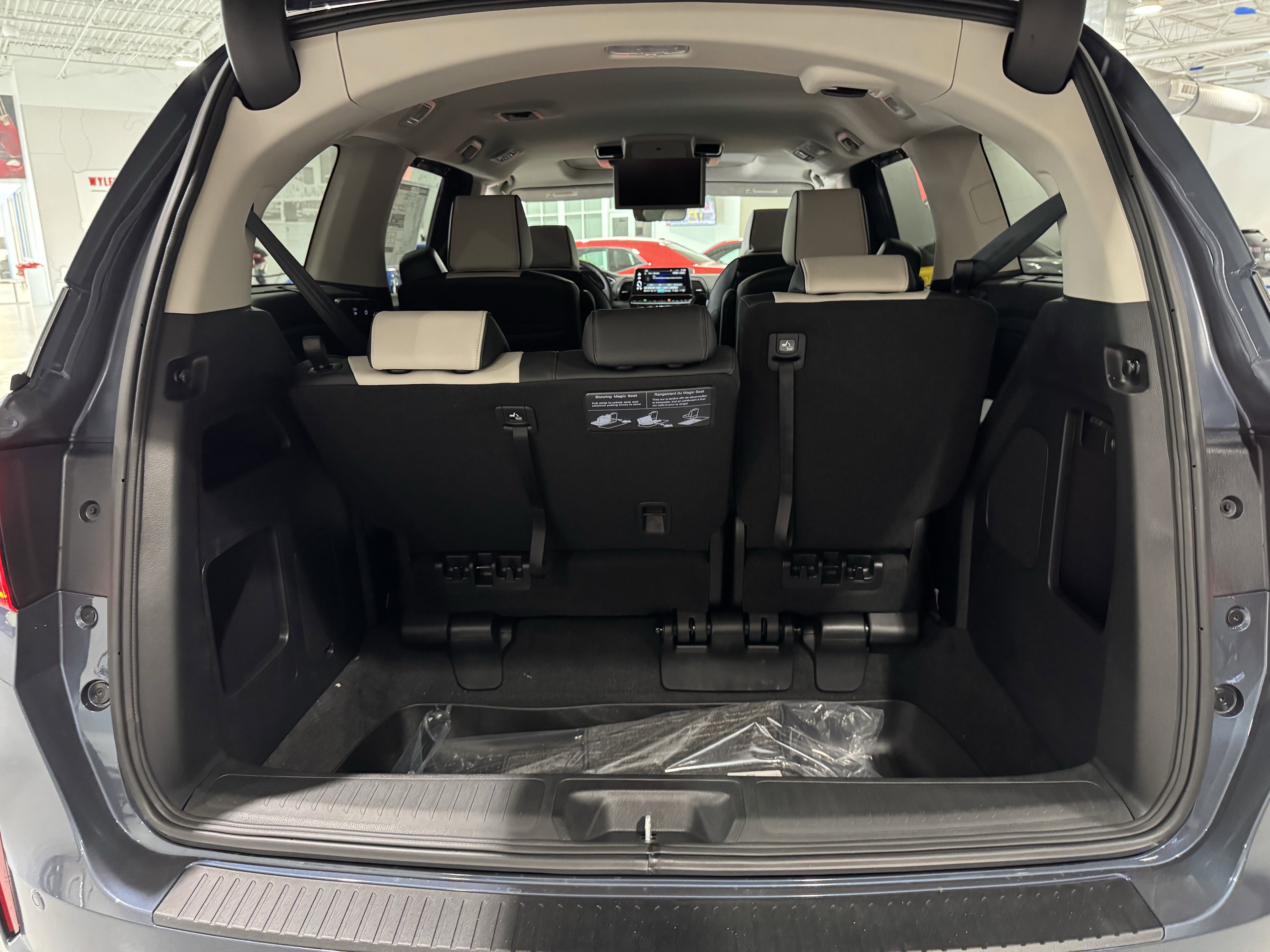 New 2026 Honda Odyssey Elite image 15