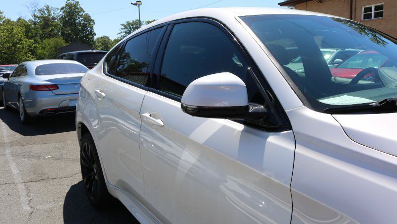 Used 2019 BMW X6 xDrive35i w/ M Sport Package AWD/4WD image 3