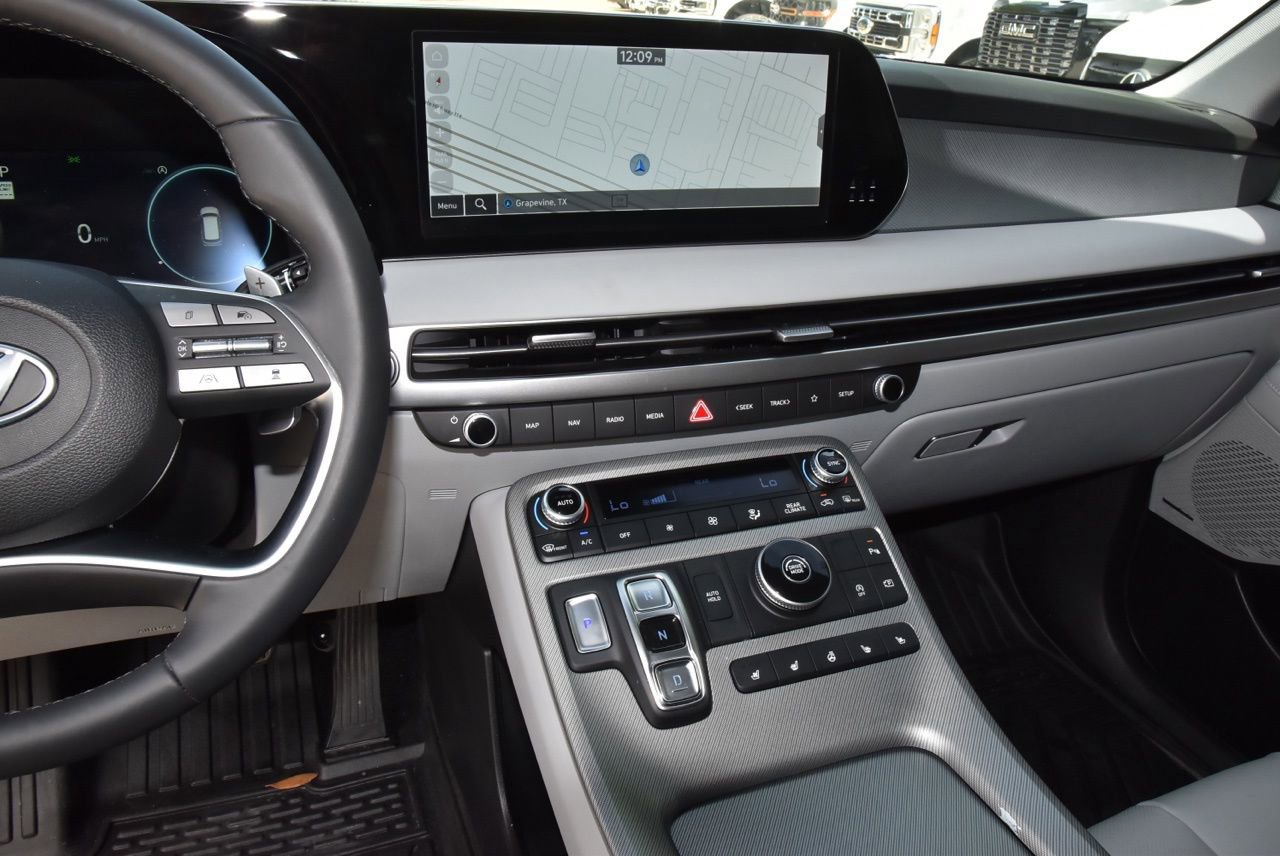 Used 2024 Hyundai Palisade SEL w/ Premium Package image 28