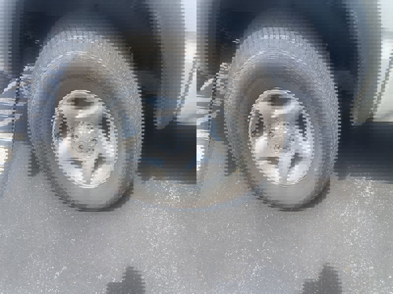 Used 2004 Toyota Tacoma PreRunner RWD image 9