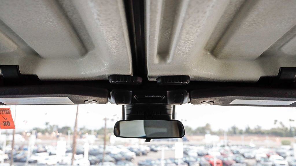 Used 2025 Jeep Wrangler Sport image 18