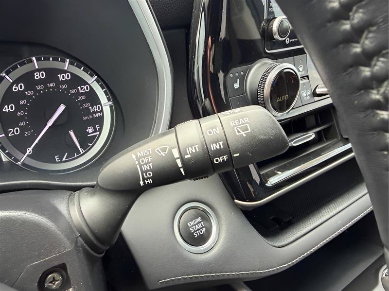 Used 2021 Toyota Highlander XLE FWD image 52