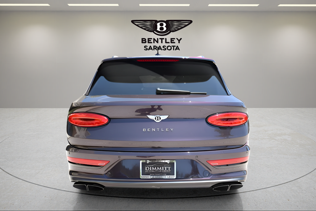 Used 2023 Bentley Bentayga Extended Wheelbase AWD/4WD image 8