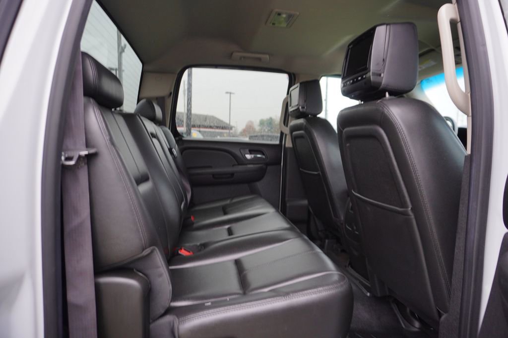 Used 2014 Chevrolet Silverado 2500 LTZ image 24