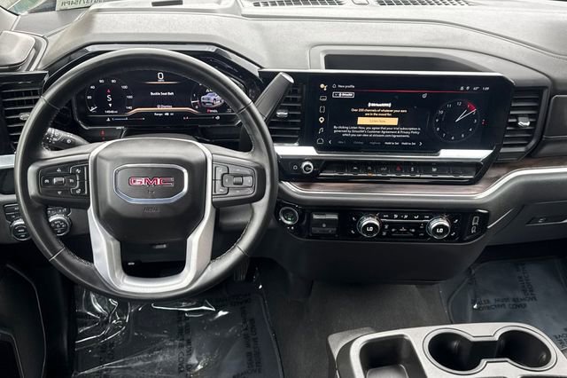 Used 2025 GMC Sierra 1500 SLT image 16