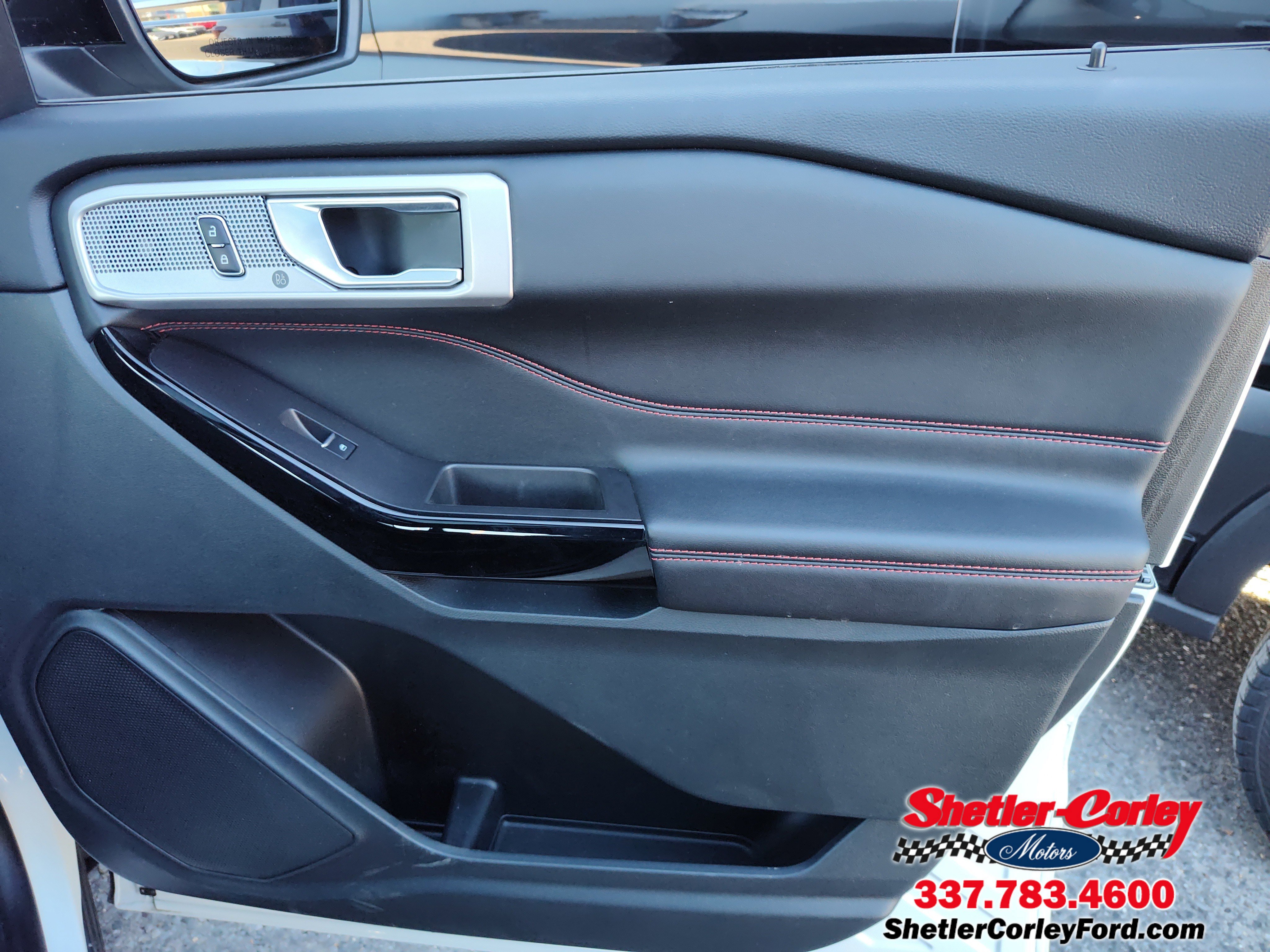 Used 2023 Ford Explorer ST-Line w/ Class IV Trailer Tow Package image 25