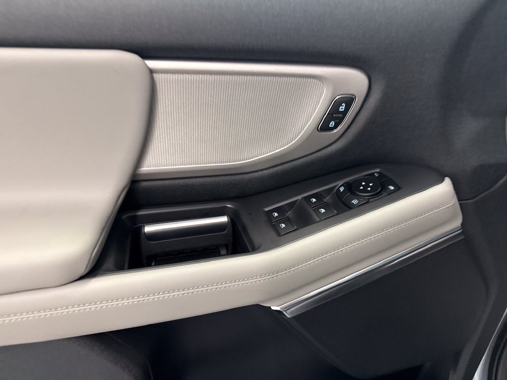 New 2027 Ford Expedition Max Active RWD image 14