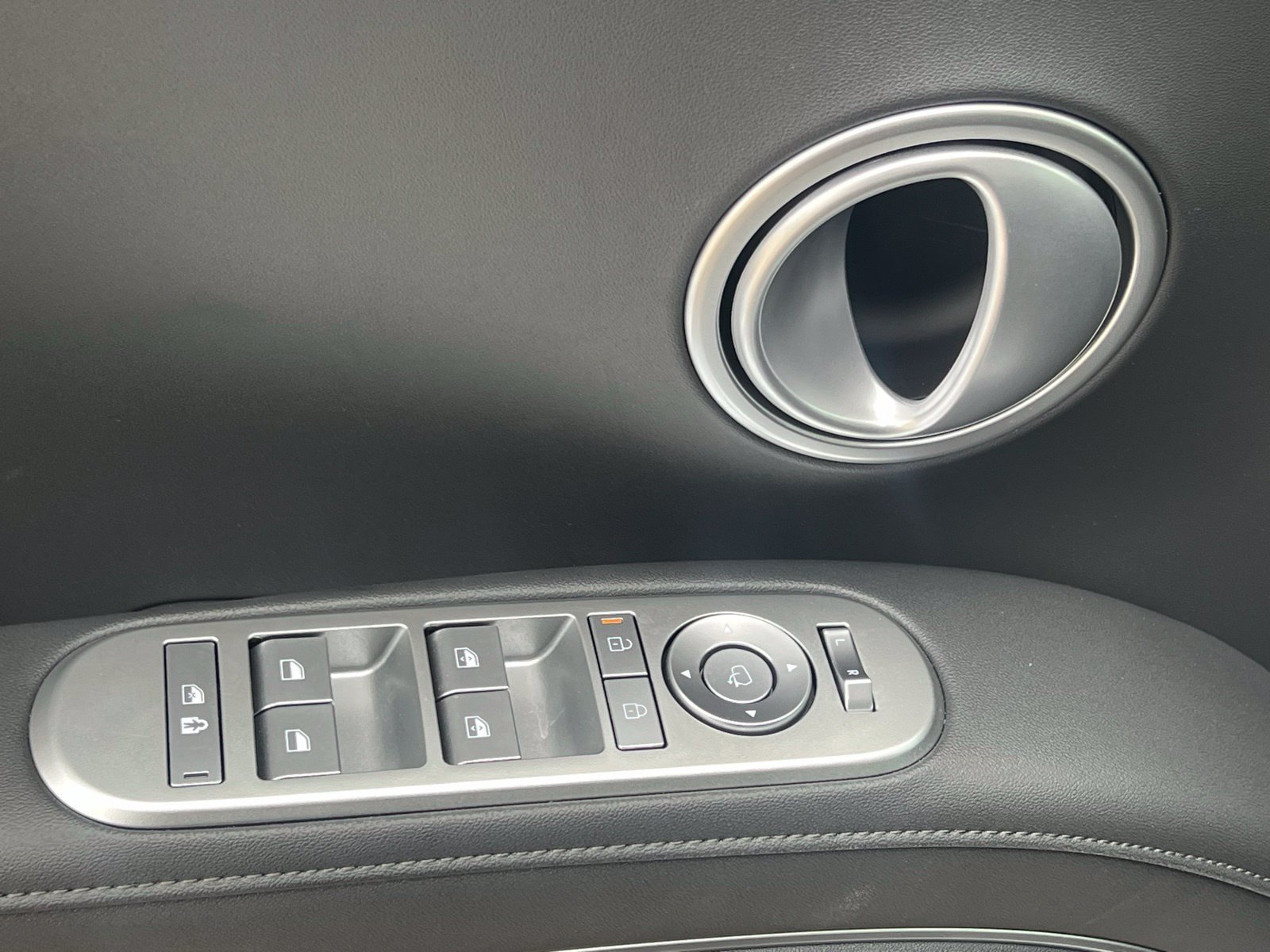 New 2026 Hyundai Palisade SEL FWD image 29