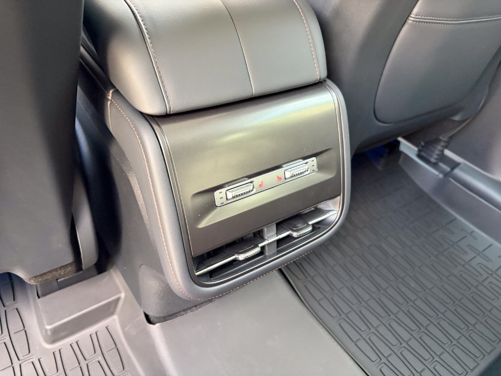 New 2026 Lincoln Nautilus Reserve w/ Jet Appearance Package AWD/4WD image 56