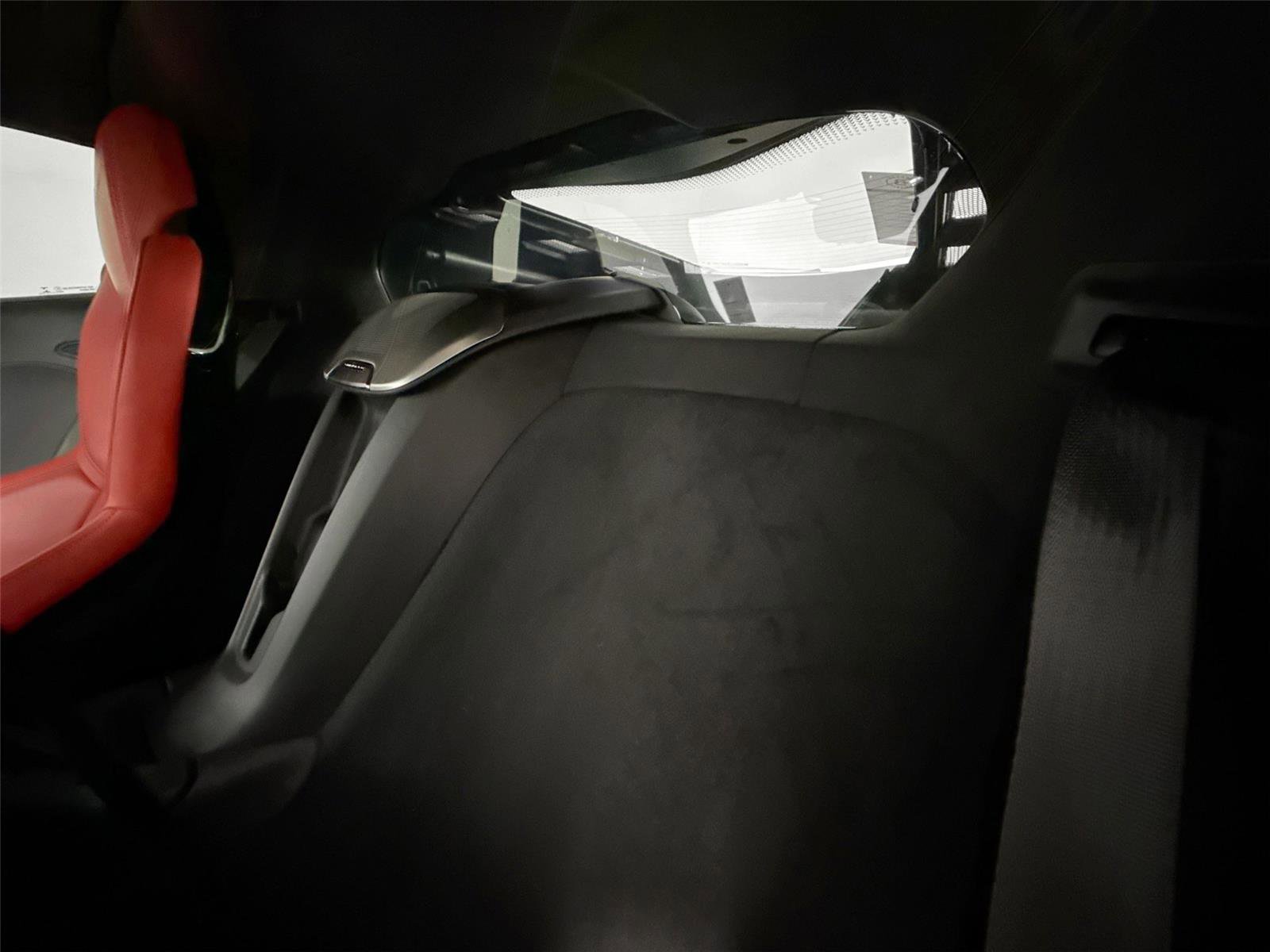 Used 2020 Chevrolet Corvette Stingray Premium Cpe w/ 3LT Preferred Equipment Group image 33