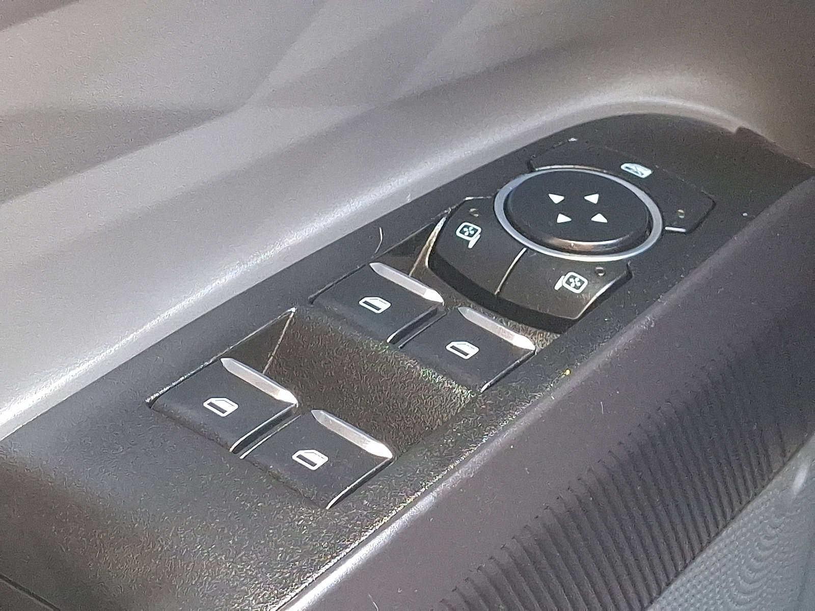 Used 2025 Ford Maverick XLT w/ Equipment Group 301A image 25