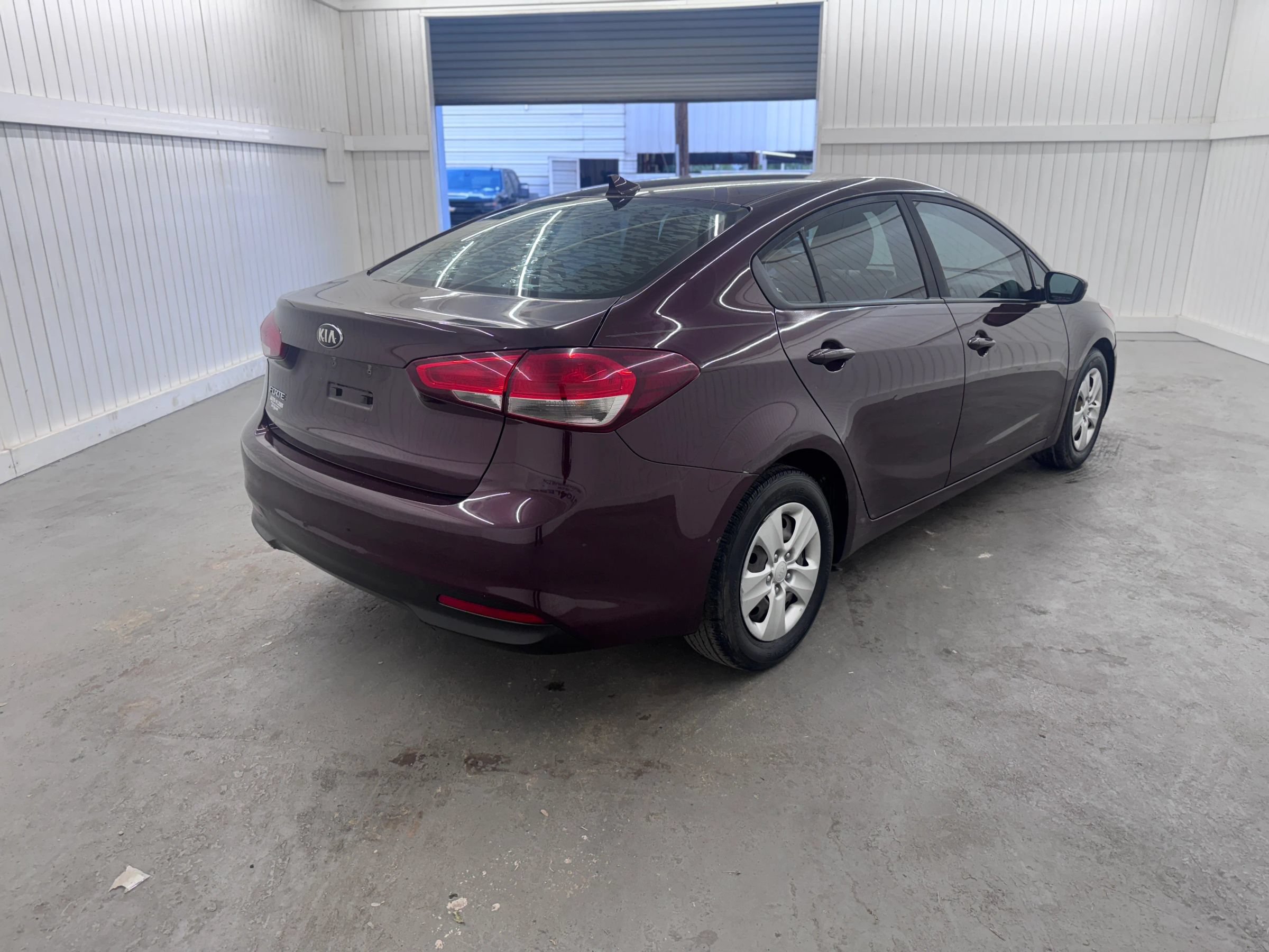 Used 2018 Kia Forte LX FWD image 5