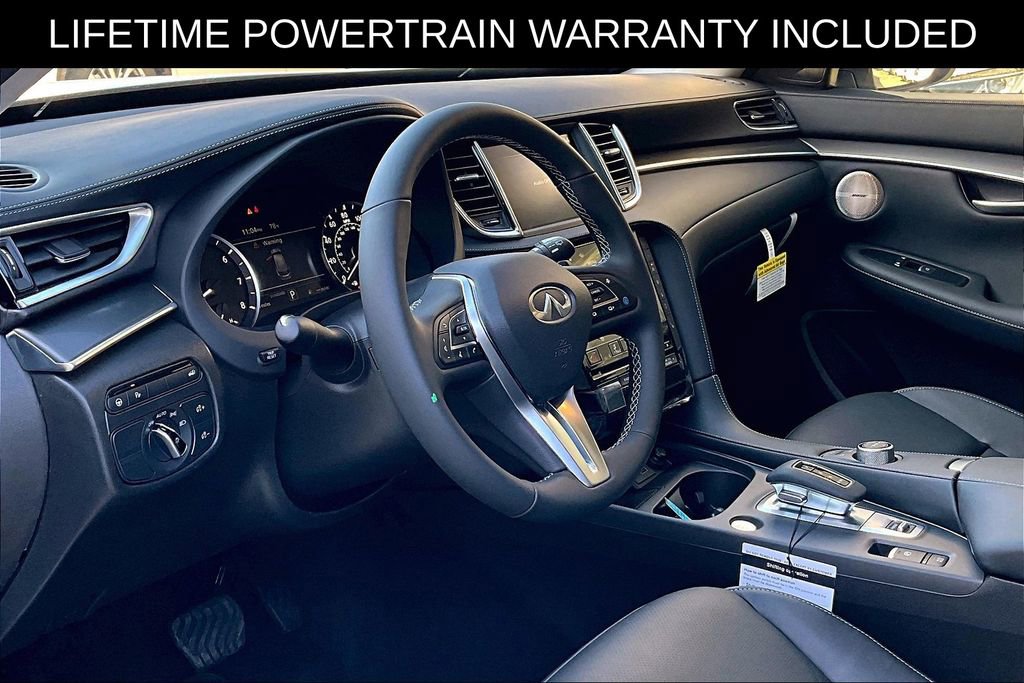 Certified 2025 INFINITI QX50 Luxe image 8