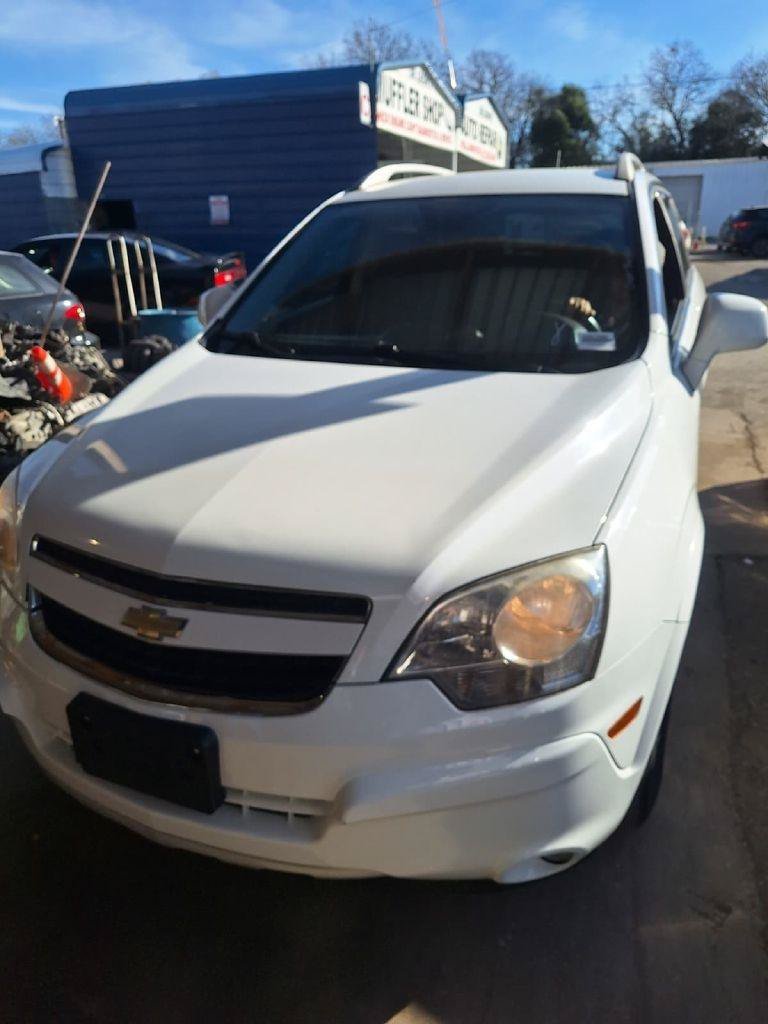 Used 2013 Chevrolet Captiva Sport LT FWD image 10