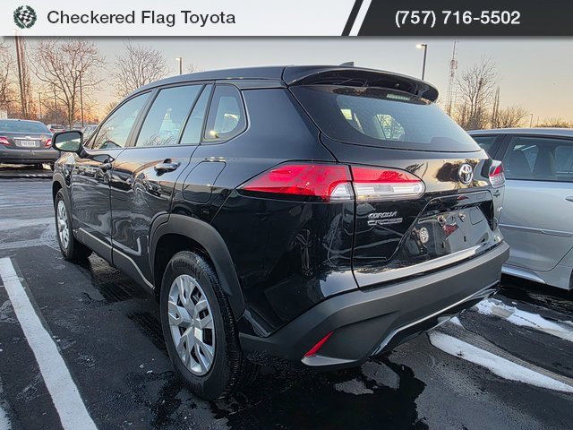 Certified 2025 Toyota Corolla Cross L image 4