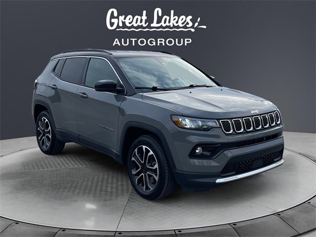 Used 2024 Jeep Compass Limited image 7