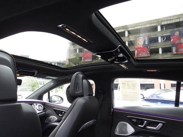 Used 2024 Mercedes-Benz EQS 580 4MATIC Sedan w/ Executive Interior Package image 25