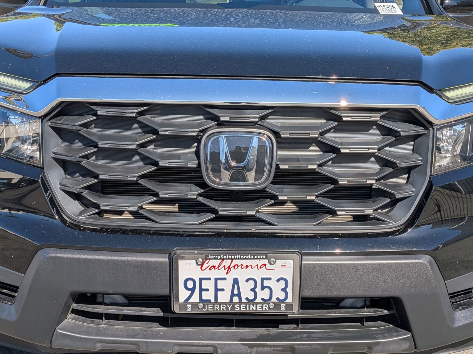 Used 2023 Honda Passport EX-L image 9